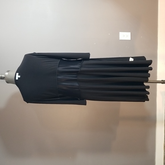 Plus Denver Hayes stretchy unlined black dress XL 3/4 sleeves surplice neck - Picture 9 of 9